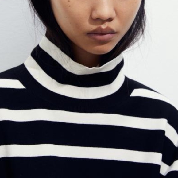 HM Striped Mock Turtleneck Sweater (S) - Picture 6 of 10